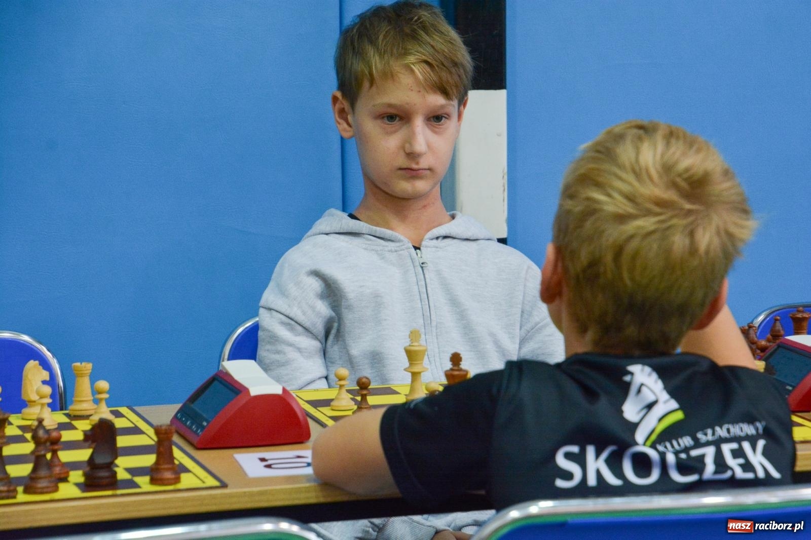 Zdjęcie w galerii na portalu naszraciborz.pl: Rekordowa frekwencja na VI Międzynarodowym Memoriale Szachowym Alfreda Chrobaka w Raciborzu wiadomości z regionu