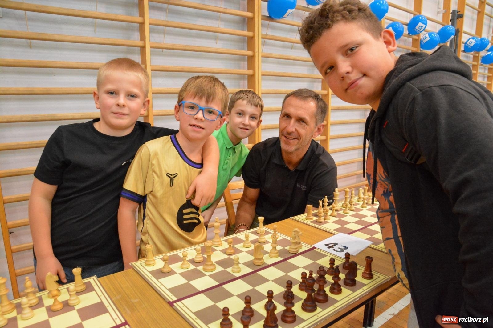 Zdjęcie w galerii na portalu naszraciborz.pl: Rekordowa frekwencja na VI Międzynarodowym Memoriale Szachowym Alfreda Chrobaka w Raciborzu wiadomości z regionu