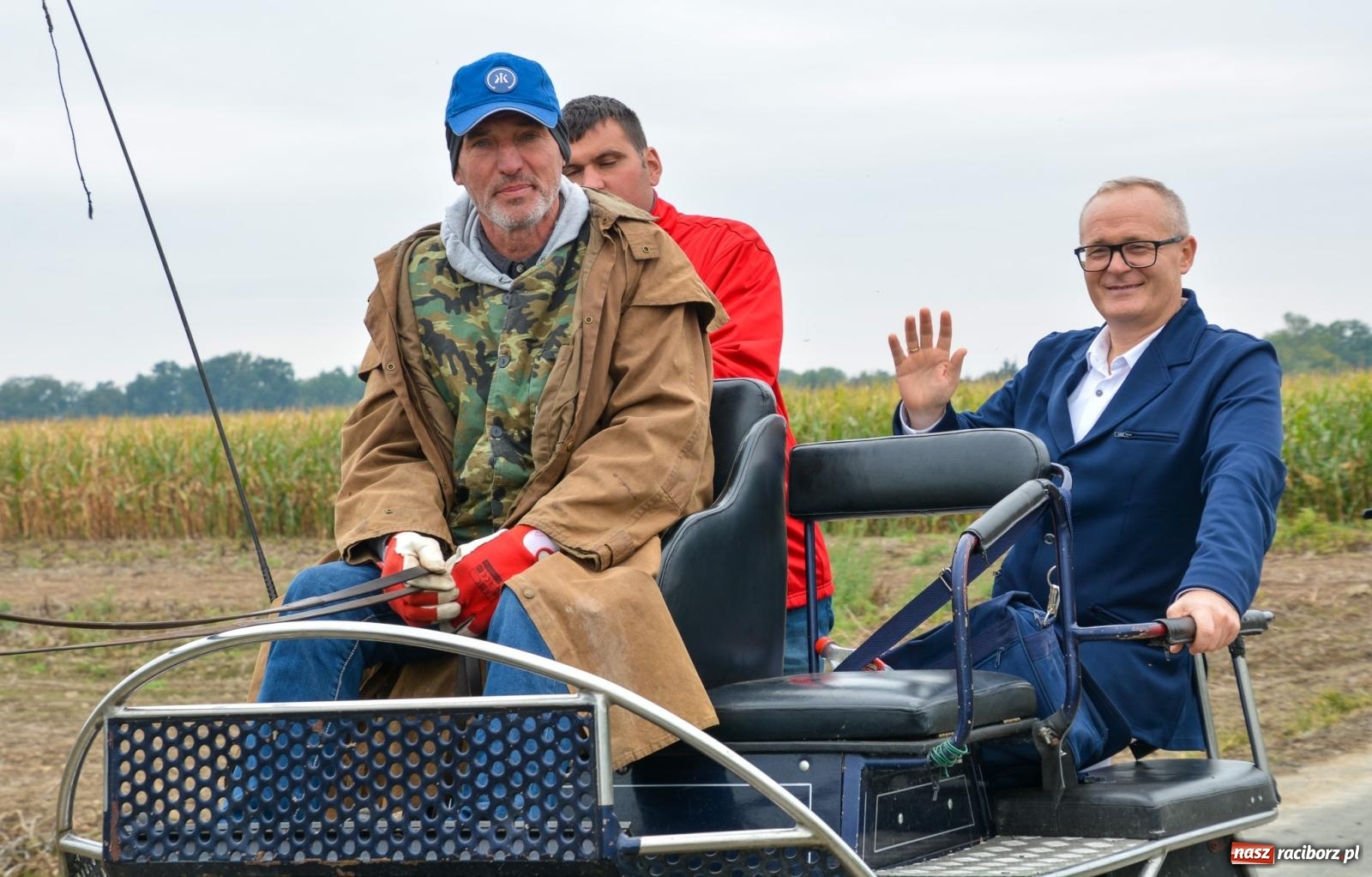 Zdjęcie w galerii na portalu naszraciborz.pl: Hubertus w Żerdzinach – emocje na końskim grzbiecie i nowe atrakcje dla miłośników jeździectwa wiadomości z regionu