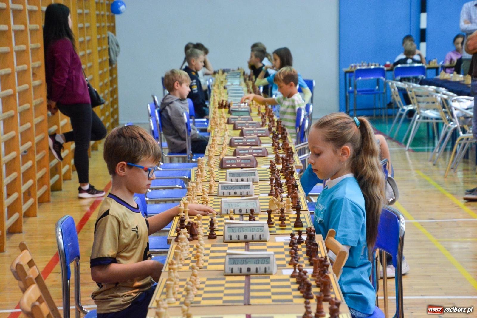 Zdjęcie w galerii na portalu naszraciborz.pl: Hubertus w Żerdzinach – emocje na końskim grzbiecie i nowe atrakcje dla miłośników jeździectwa wiadomości z regionu