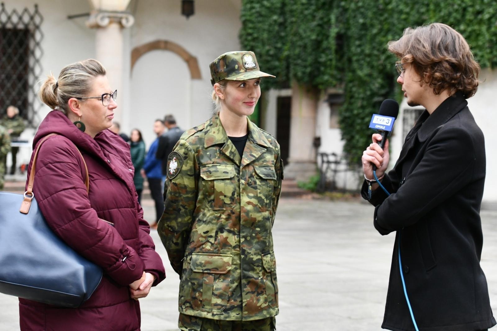 Zdjęcie w galerii na portalu naszraciborz.pl: Śląski Oddział Straży Granicznej z Raciborza zasiliło 42 nowych funkcjonariuszy wiadomości z regionu