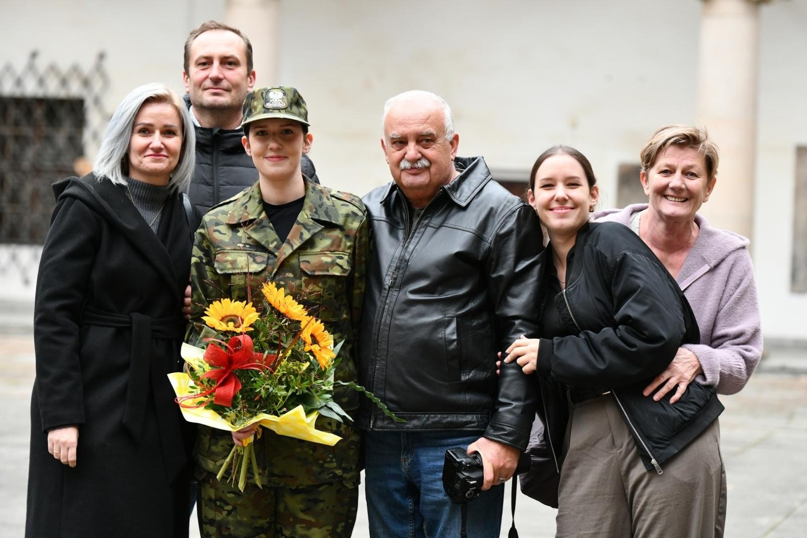 Zdjęcie w galerii na portalu naszraciborz.pl: Śląski Oddział Straży Granicznej z Raciborza zasiliło 42 nowych funkcjonariuszy wiadomości z regionu