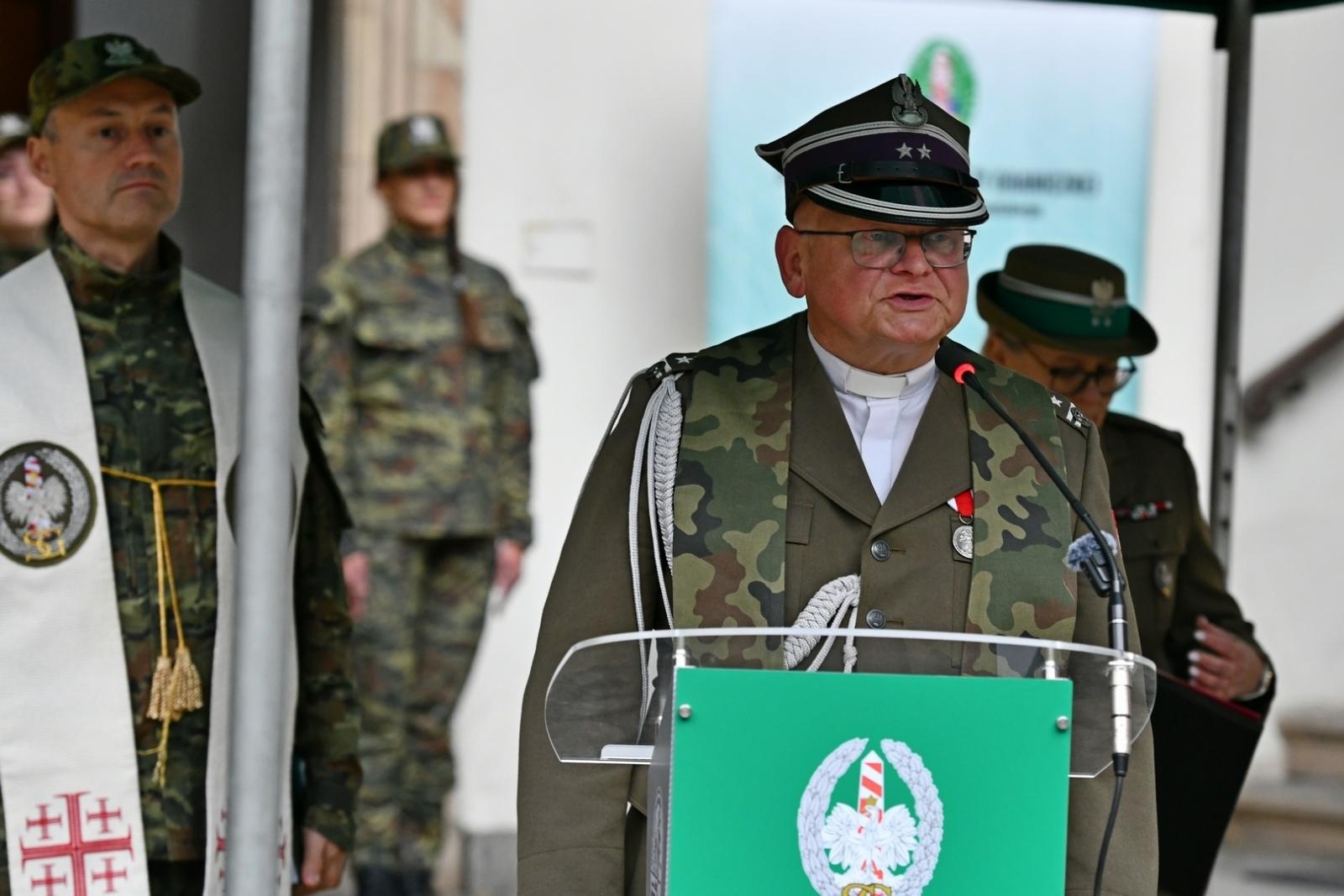 Zdjęcie w galerii na portalu naszraciborz.pl: Śląski Oddział Straży Granicznej z Raciborza zasiliło 42 nowych funkcjonariuszy wiadomości z regionu