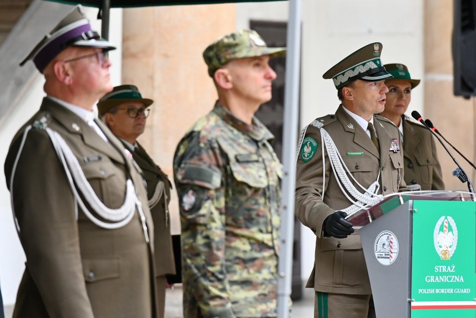 Zdjęcie w galerii na portalu naszraciborz.pl: Śląski Oddział Straży Granicznej z Raciborza zasiliło 42 nowych funkcjonariuszy wiadomości z regionu