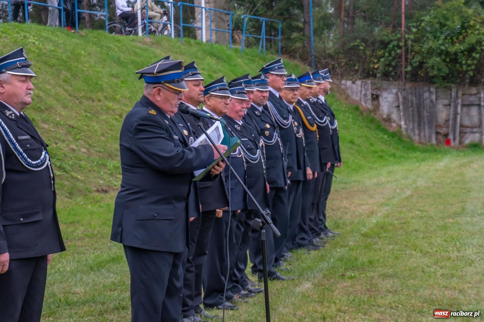 Zdjęcie w galerii na portalu naszraciborz.pl: Strażacka przyjaźń bez granic. Gminne zawody sportowo-pożarnicze w Pogrzebieniu wiadomości z regionu
