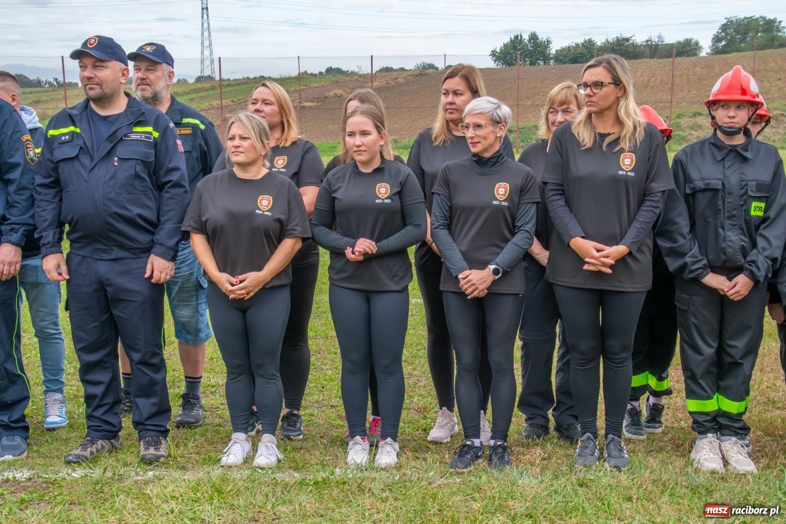 Zdjęcie w galerii na portalu naszraciborz.pl: Strażacka przyjaźń bez granic. Gminne zawody sportowo-pożarnicze w Pogrzebieniu wiadomości z regionu