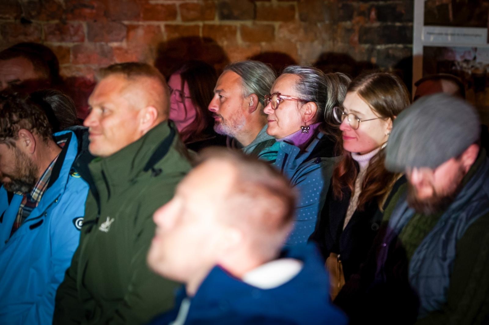 Zdjęcie w galerii na portalu naszraciborz.pl: Ruiny pałacu w Sławikowie rozświetlone – I Noc Eickstedtów za nami [FOTO i WIDEO] wiadomości z regionu
