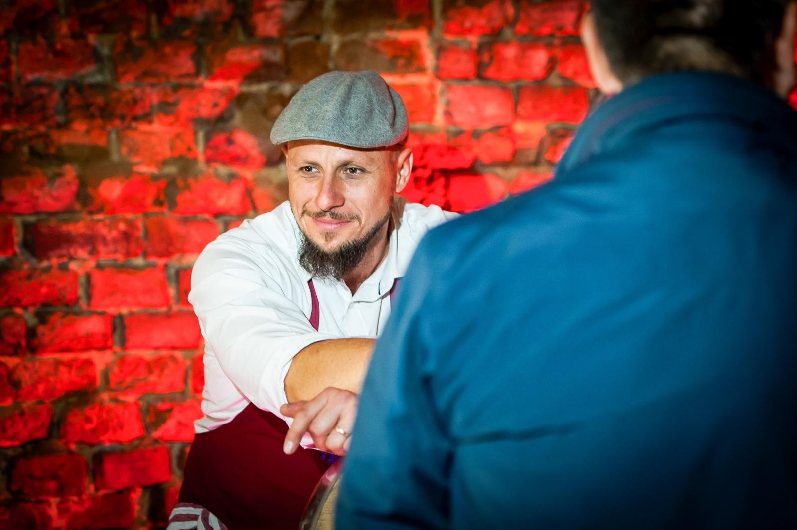 Zdjęcie w galerii na portalu naszraciborz.pl: Ruiny pałacu w Sławikowie rozświetlone – I Noc Eickstedtów za nami [FOTO i WIDEO] wiadomości z regionu