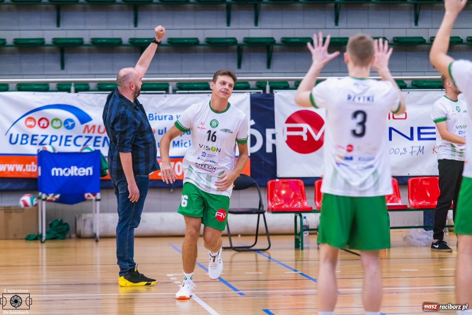 Zdjęcie w galerii na portalu naszraciborz.pl: Ruszył nowy sezon w I lidze siatkówki. Dreszczowiec bez happy endu na inaugurację w Raciborzu [FOTO i WIDEO] wiadomości z regionu