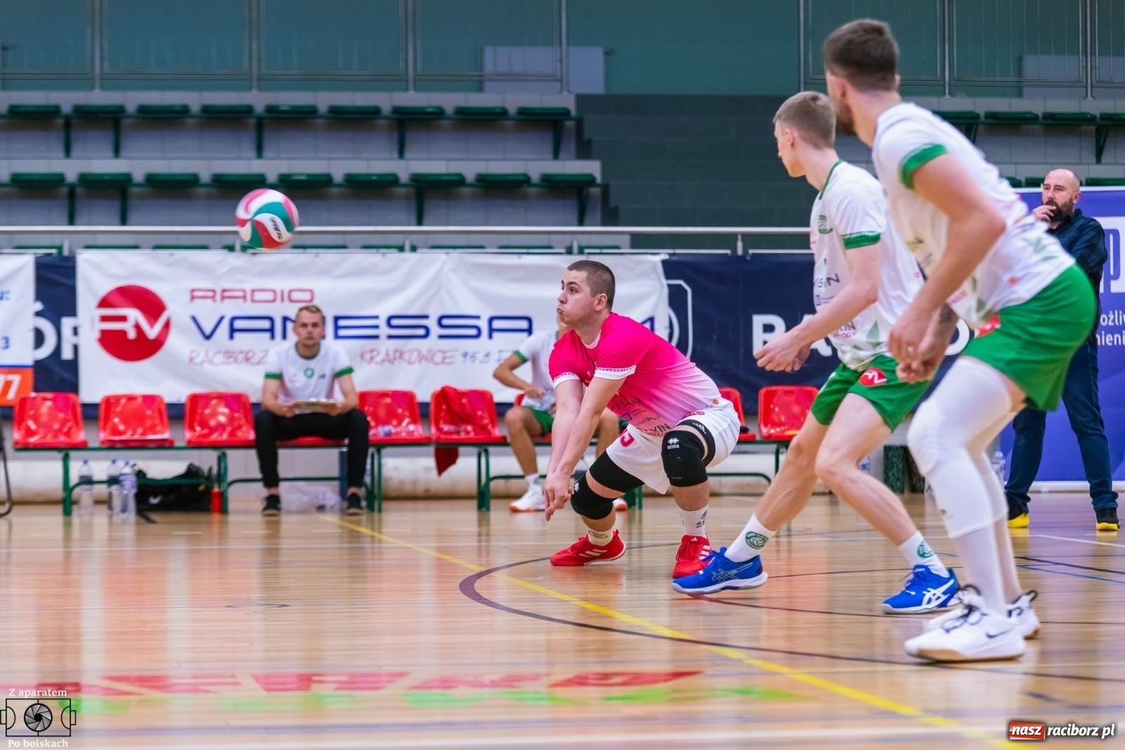 Zdjęcie w galerii na portalu naszraciborz.pl: Ruszył nowy sezon w I lidze siatkówki. Dreszczowiec bez happy endu na inaugurację w Raciborzu [FOTO i WIDEO] wiadomości z regionu