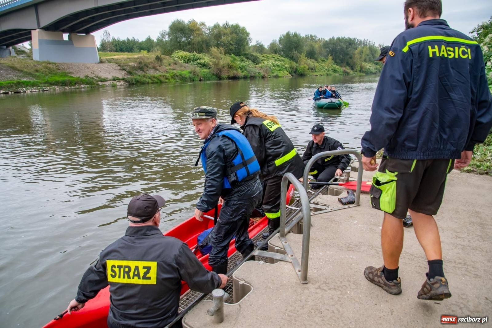 Zdjęcie w galerii na portalu naszraciborz.pl: Graniczne Meandry Odry symbolicznie zamknięte. Do przyszłego roku wiadomości z regionu