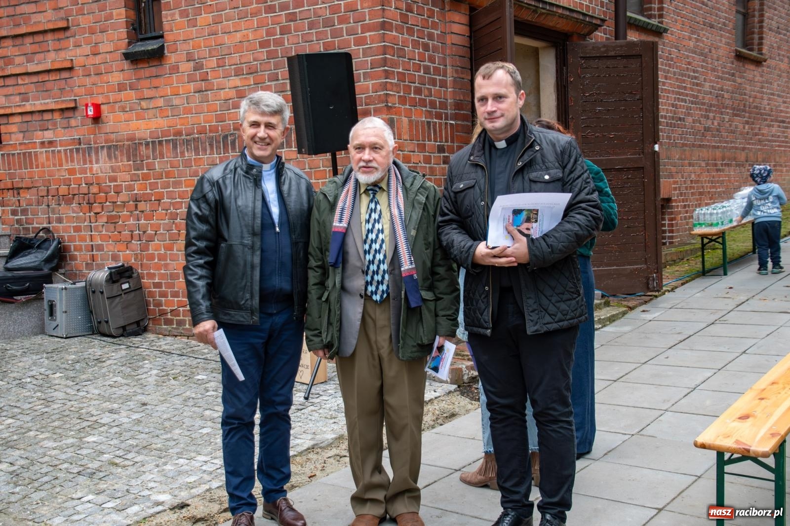 Zdjęcie w galerii na portalu naszraciborz.pl: Ile w nas pamięci, tyle w nas przyszłości. Ewangelicki cmentarz odkryty na nowo [FOTO i WIDEO] wiadomości z regionu