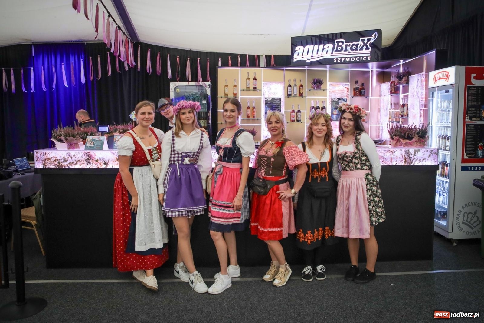 Zdjęcie w galerii na portalu naszraciborz.pl: Szymocice świętowały 25 lat Oktoberfestu. Na scenie Toby i Francesco Napoli [FOTO] wiadomości z regionu