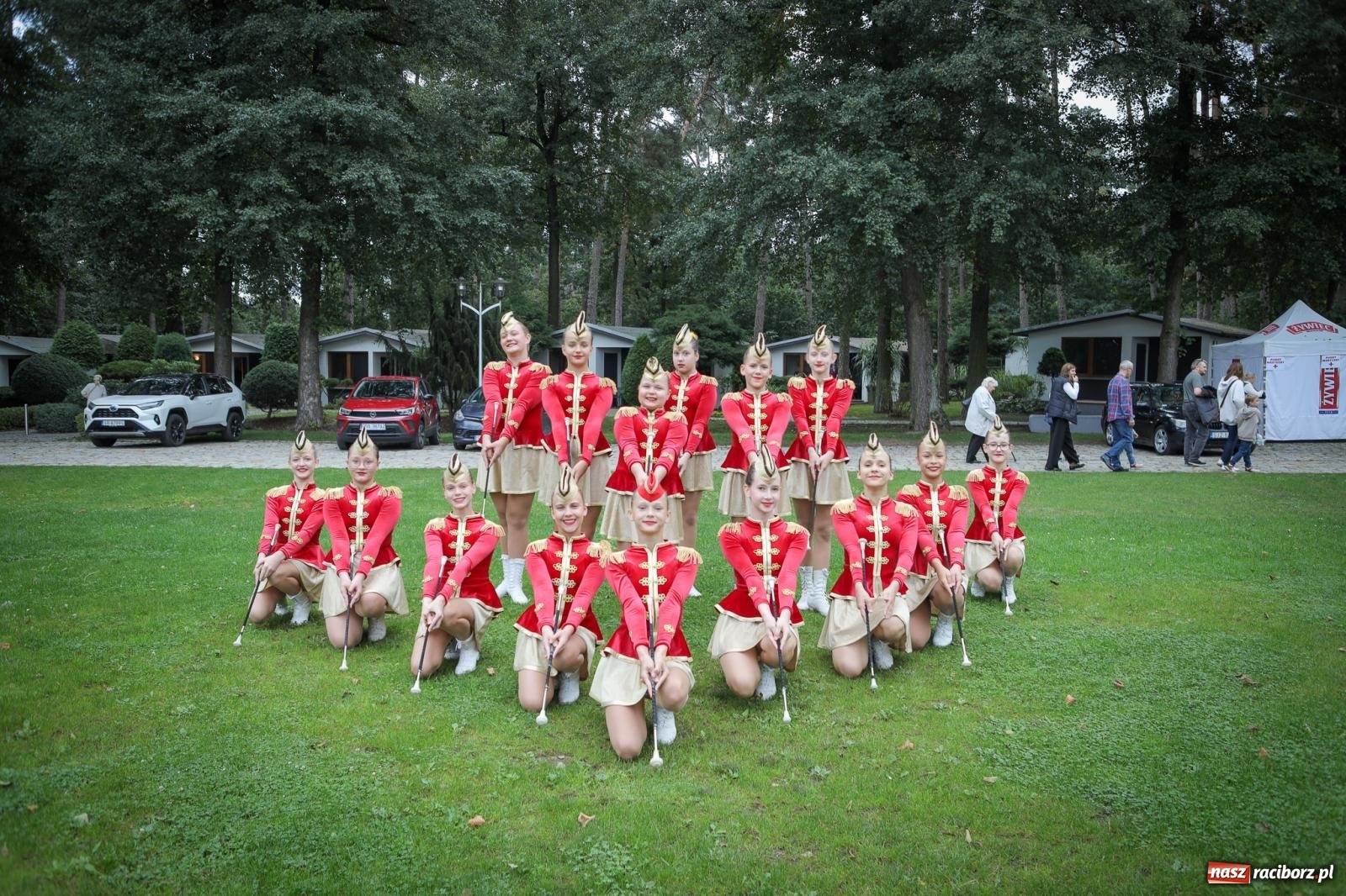 Zdjęcie w galerii na portalu naszraciborz.pl: Szymocice świętowały 25 lat Oktoberfestu. Na scenie Toby i Francesco Napoli [FOTO] wiadomości z regionu
