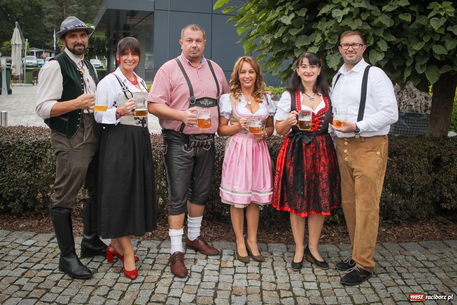 Zdjęcie w galerii na portalu naszraciborz.pl: Szymocice świętowały 25 lat Oktoberfestu. Na scenie Toby i Francesco Napoli [FOTO] wiadomości z regionu