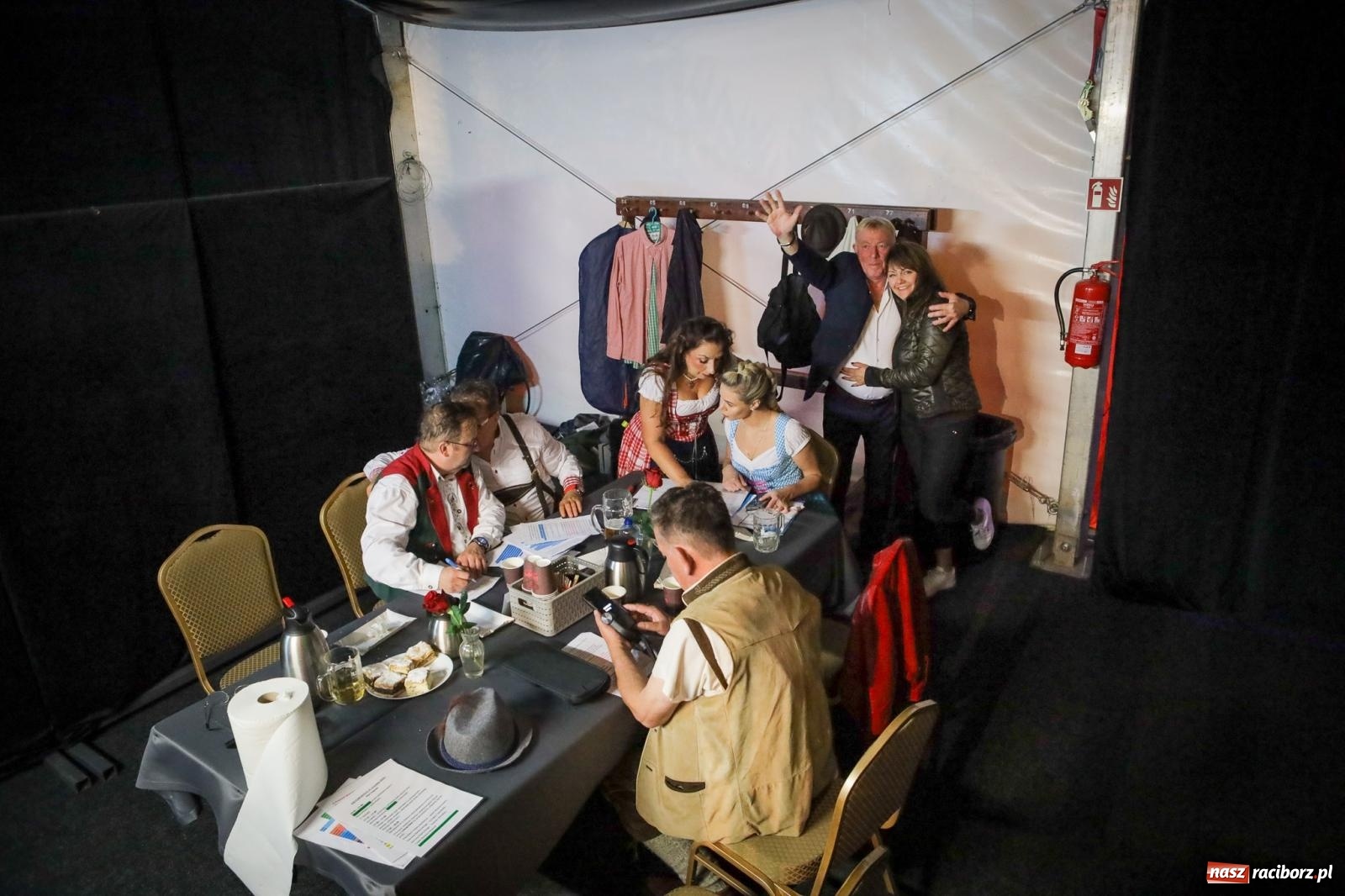 Zdjęcie w galerii na portalu naszraciborz.pl: Szymocice świętowały 25 lat Oktoberfestu. Na scenie Toby i Francesco Napoli [FOTO] wiadomości z regionu