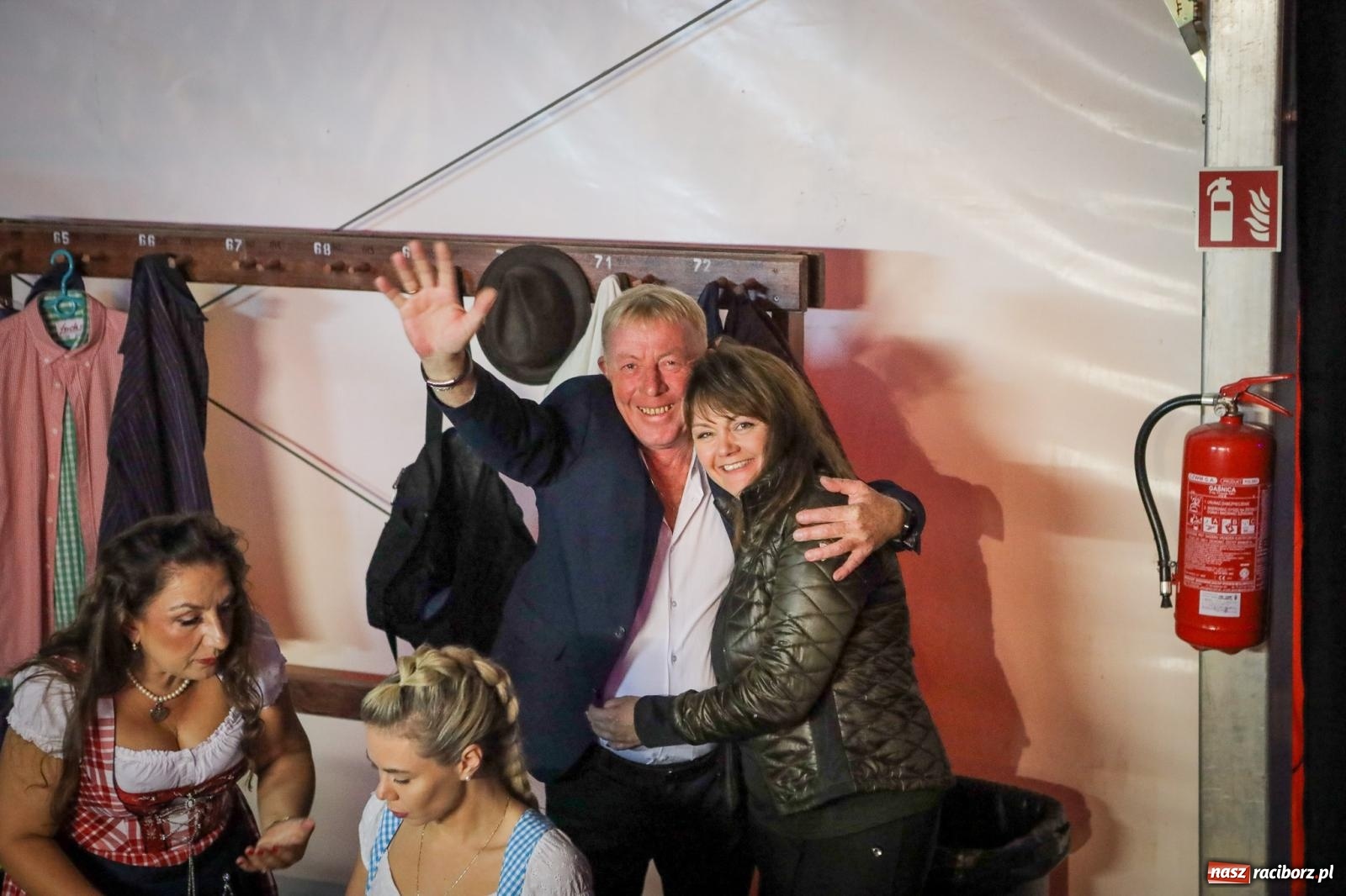 Zdjęcie w galerii na portalu naszraciborz.pl: Szymocice świętowały 25 lat Oktoberfestu. Na scenie Toby i Francesco Napoli [FOTO] wiadomości z regionu