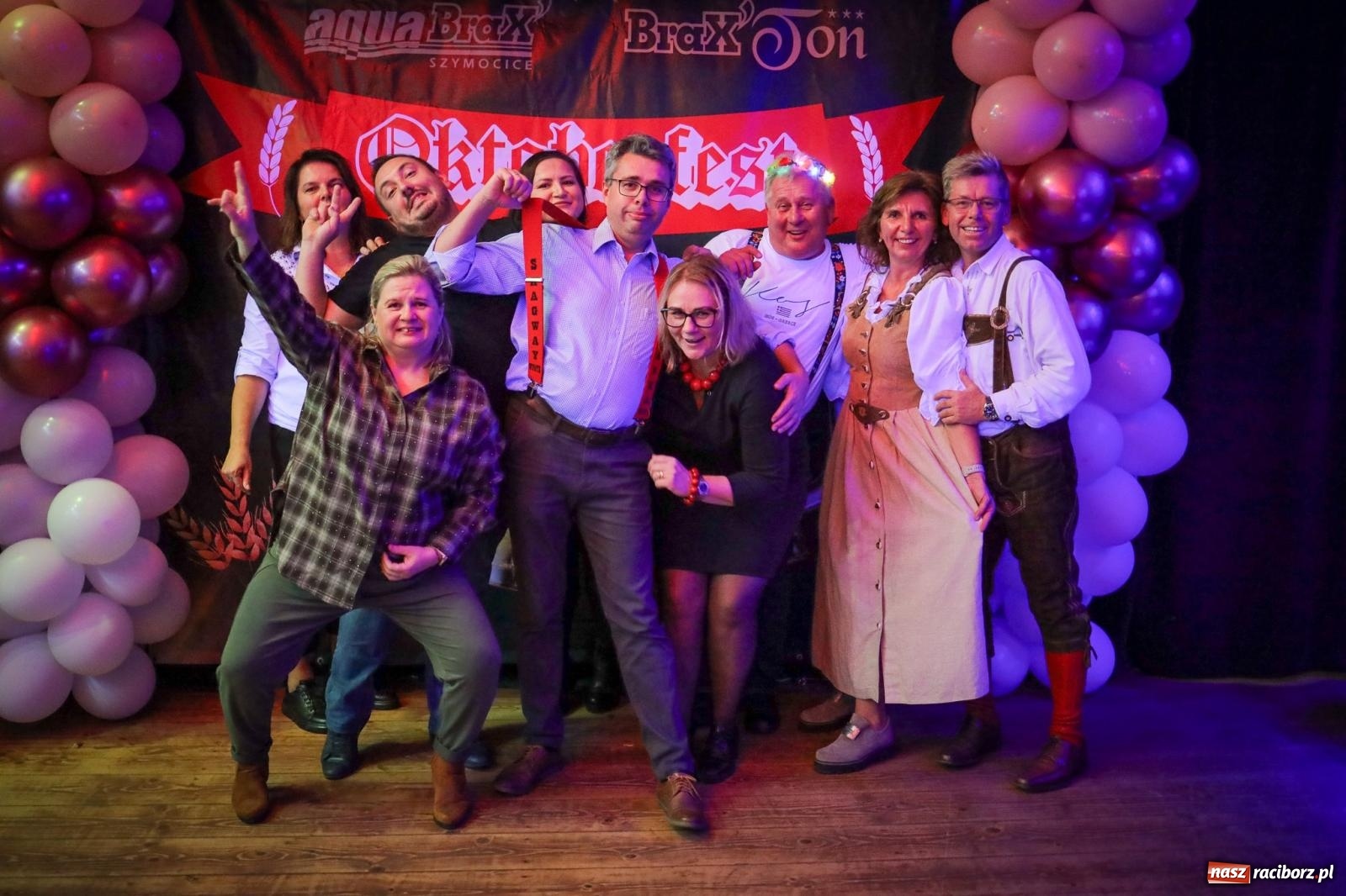 Zdjęcie w galerii na portalu naszraciborz.pl: Szymocice świętowały 25 lat Oktoberfestu. Na scenie Toby i Francesco Napoli [FOTO] wiadomości z regionu