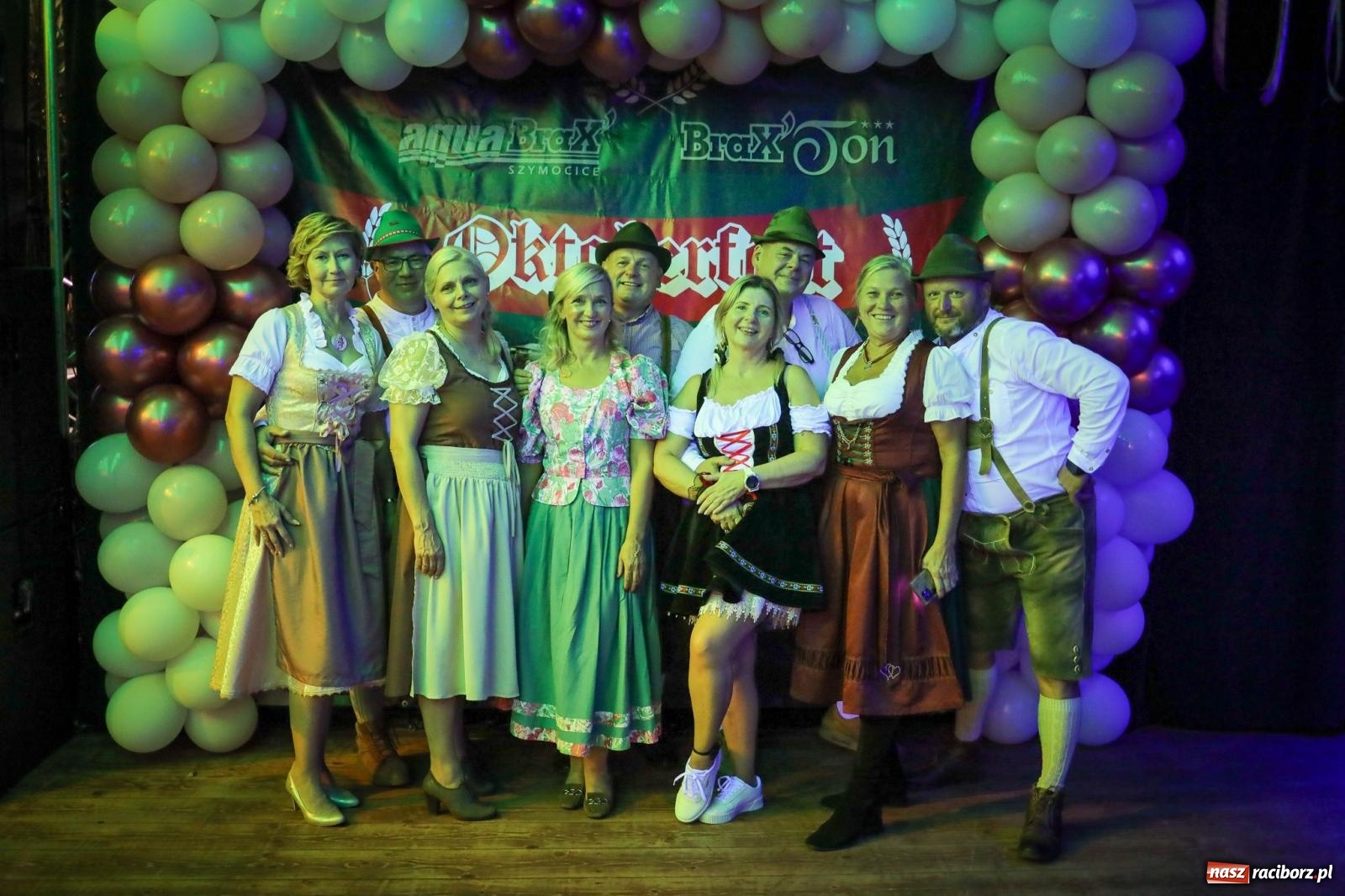 Zdjęcie w galerii na portalu naszraciborz.pl: Szymocice świętowały 25 lat Oktoberfestu. Na scenie Toby i Francesco Napoli [FOTO] wiadomości z regionu