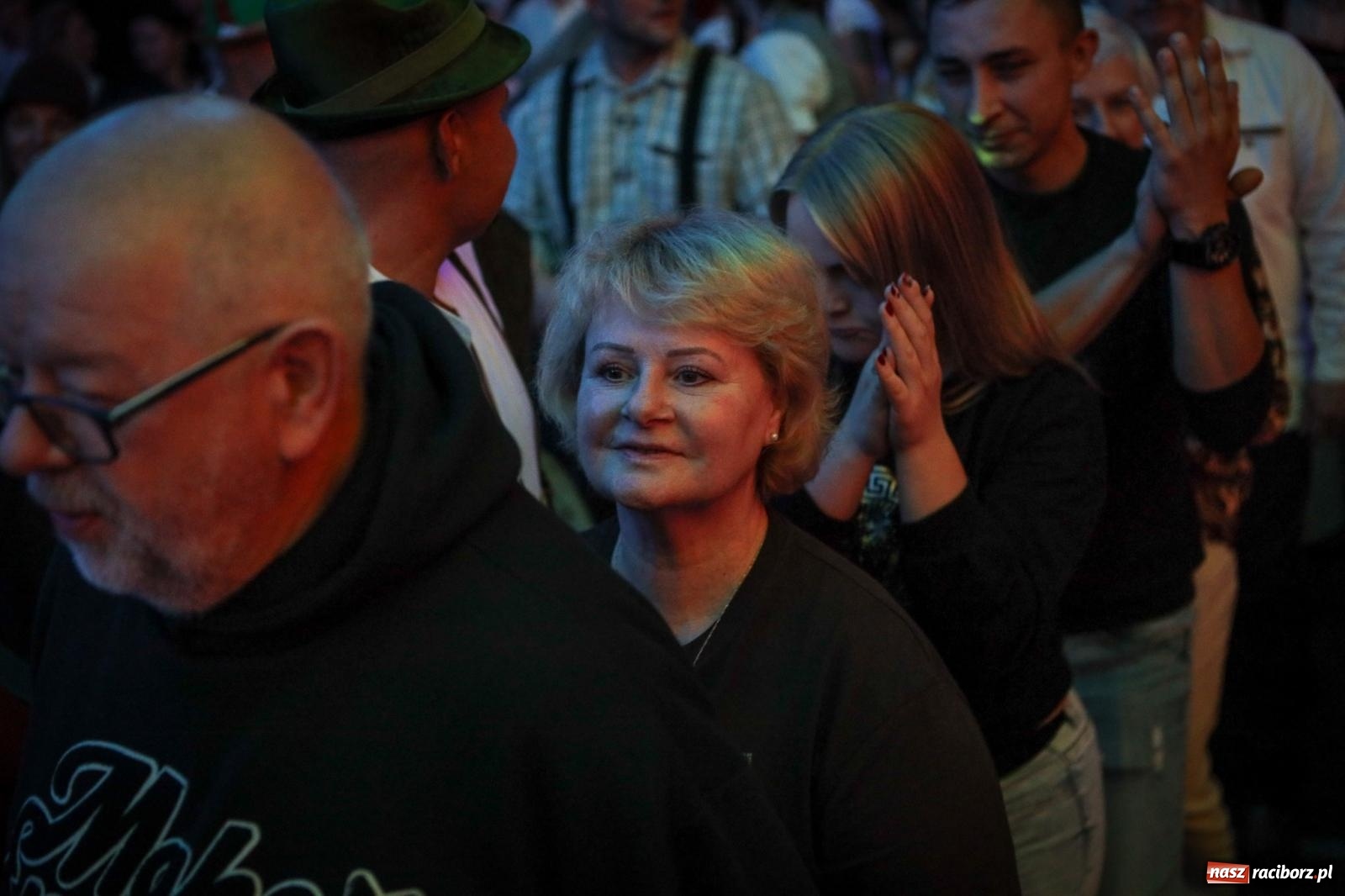 Zdjęcie w galerii na portalu naszraciborz.pl: Szymocice świętowały 25 lat Oktoberfestu. Na scenie Toby i Francesco Napoli [FOTO] wiadomości z regionu
