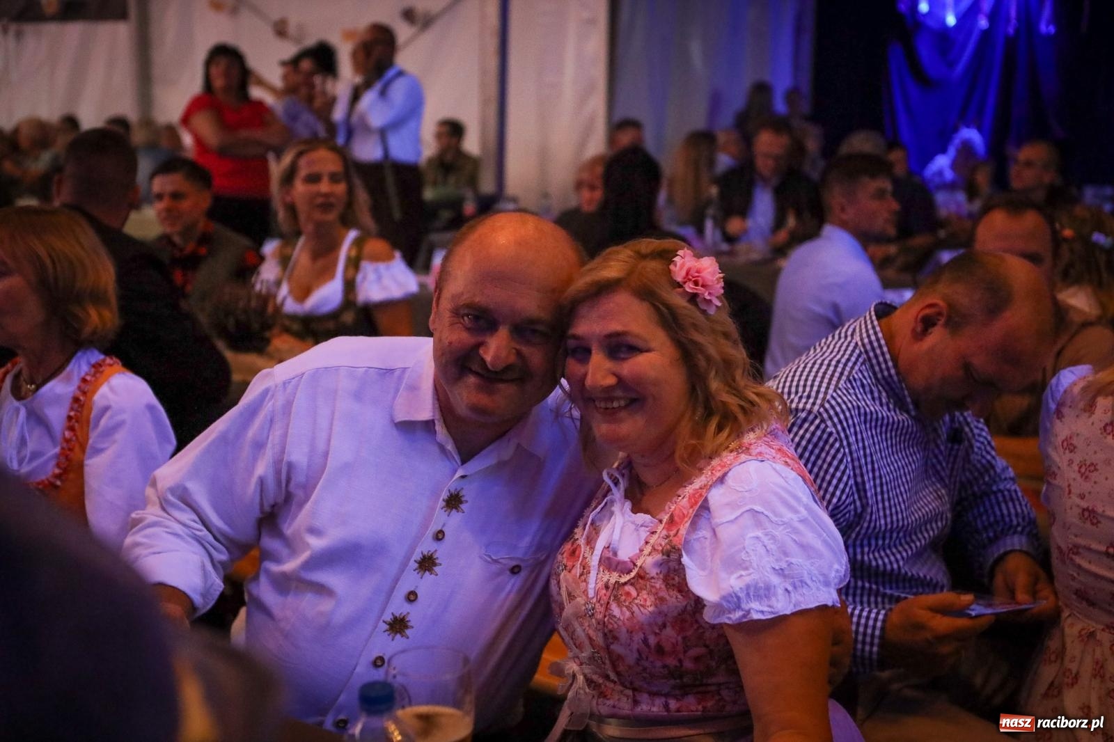 Zdjęcie w galerii na portalu naszraciborz.pl: Szymocice świętowały 25 lat Oktoberfestu. Na scenie Toby i Francesco Napoli [FOTO] wiadomości z regionu