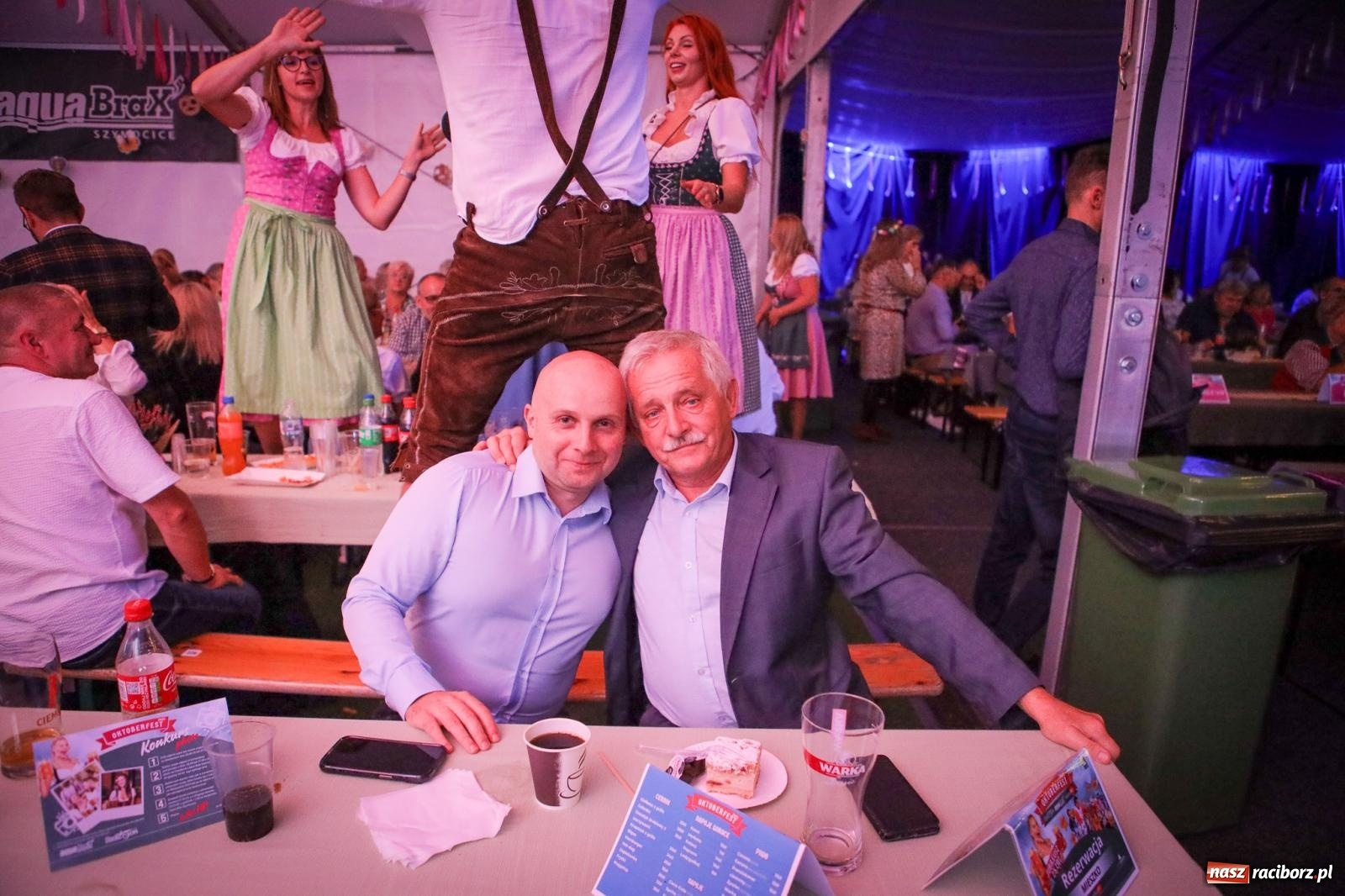 Zdjęcie w galerii na portalu naszraciborz.pl: Szymocice świętowały 25 lat Oktoberfestu. Na scenie Toby i Francesco Napoli [FOTO] wiadomości z regionu