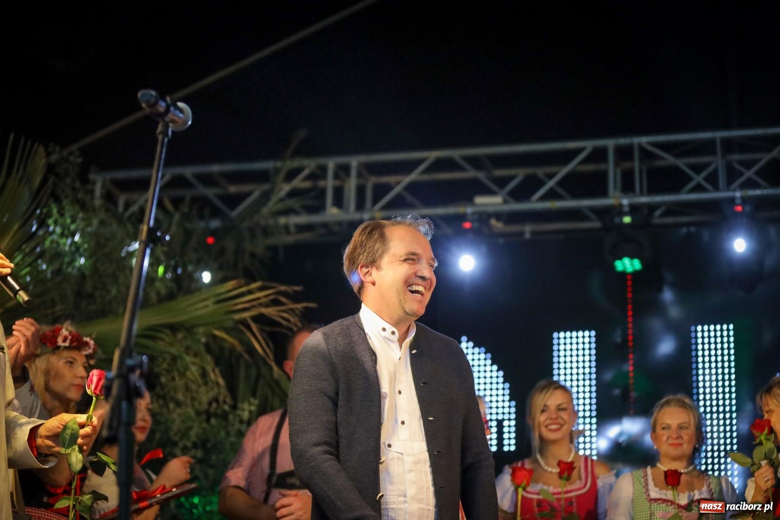 Zdjęcie w galerii na portalu naszraciborz.pl: Szymocice świętowały 25 lat Oktoberfestu. Na scenie Toby i Francesco Napoli [FOTO] wiadomości z regionu