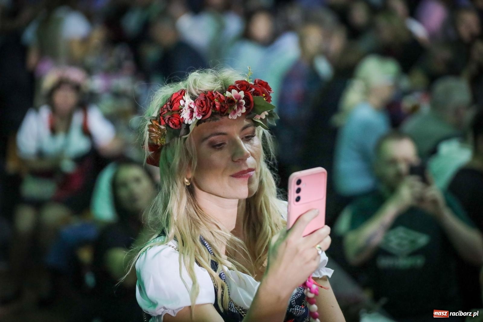 Zdjęcie w galerii na portalu naszraciborz.pl: Szymocice świętowały 25 lat Oktoberfestu. Na scenie Toby i Francesco Napoli [FOTO] wiadomości z regionu