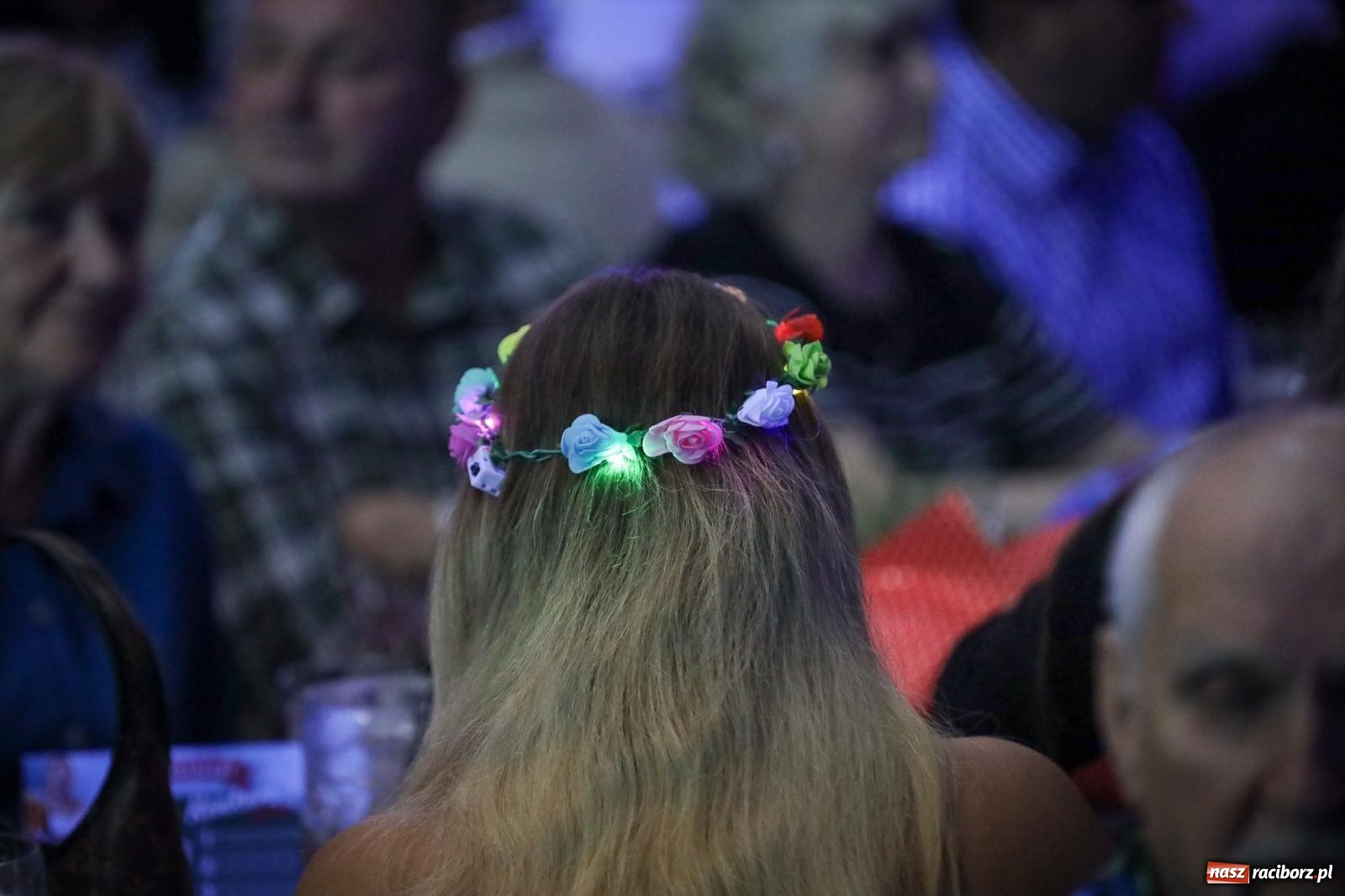 Zdjęcie w galerii na portalu naszraciborz.pl: Szymocice świętowały 25 lat Oktoberfestu. Na scenie Toby i Francesco Napoli [FOTO] wiadomości z regionu