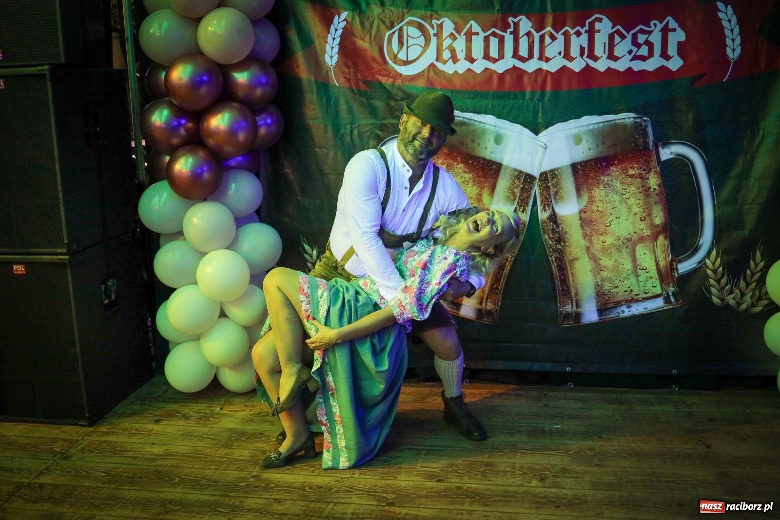 Zdjęcie w galerii na portalu naszraciborz.pl: Szymocice świętowały 25 lat Oktoberfestu. Na scenie Toby i Francesco Napoli [FOTO] wiadomości z regionu