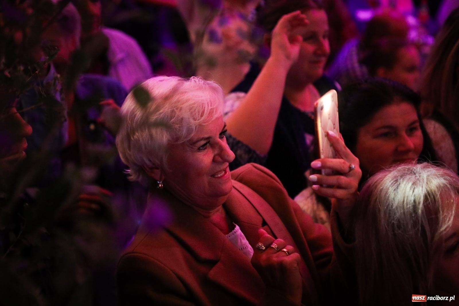 Zdjęcie w galerii na portalu naszraciborz.pl: Szymocice świętowały 25 lat Oktoberfestu. Na scenie Toby i Francesco Napoli [FOTO] wiadomości z regionu