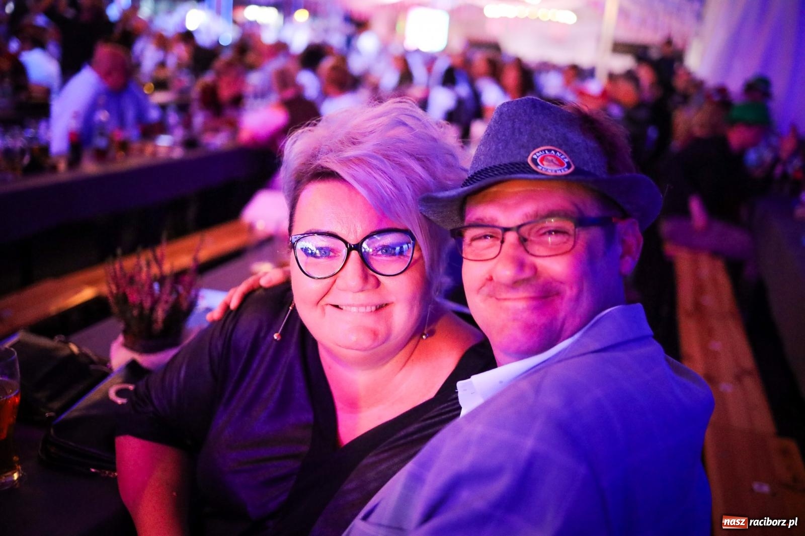 Zdjęcie w galerii na portalu naszraciborz.pl: Szymocice świętowały 25 lat Oktoberfestu. Na scenie Toby i Francesco Napoli [FOTO] wiadomości z regionu