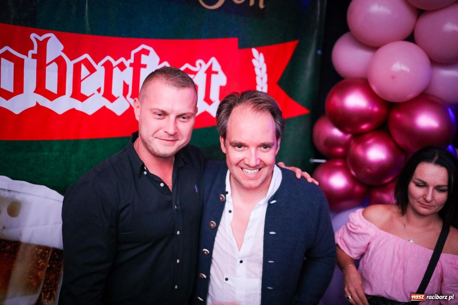 Zdjęcie w galerii na portalu naszraciborz.pl: Szymocice świętowały 25 lat Oktoberfestu. Na scenie Toby i Francesco Napoli [FOTO] wiadomości z regionu