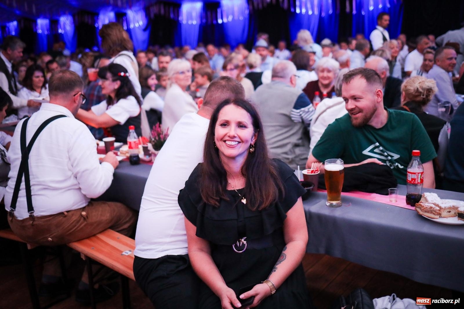 Zdjęcie w galerii na portalu naszraciborz.pl: Szymocice świętowały 25 lat Oktoberfestu. Na scenie Toby i Francesco Napoli [FOTO] wiadomości z regionu