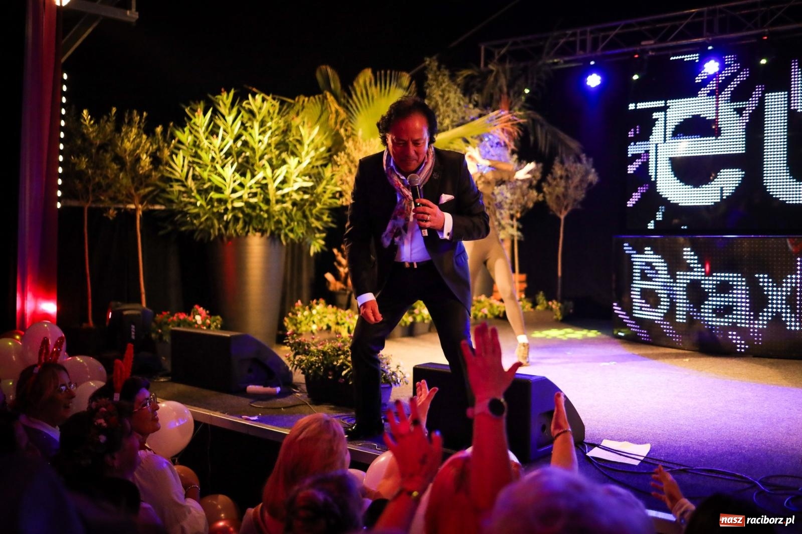 Zdjęcie w galerii na portalu naszraciborz.pl: Szymocice świętowały 25 lat Oktoberfestu. Na scenie Toby i Francesco Napoli [FOTO] wiadomości z regionu