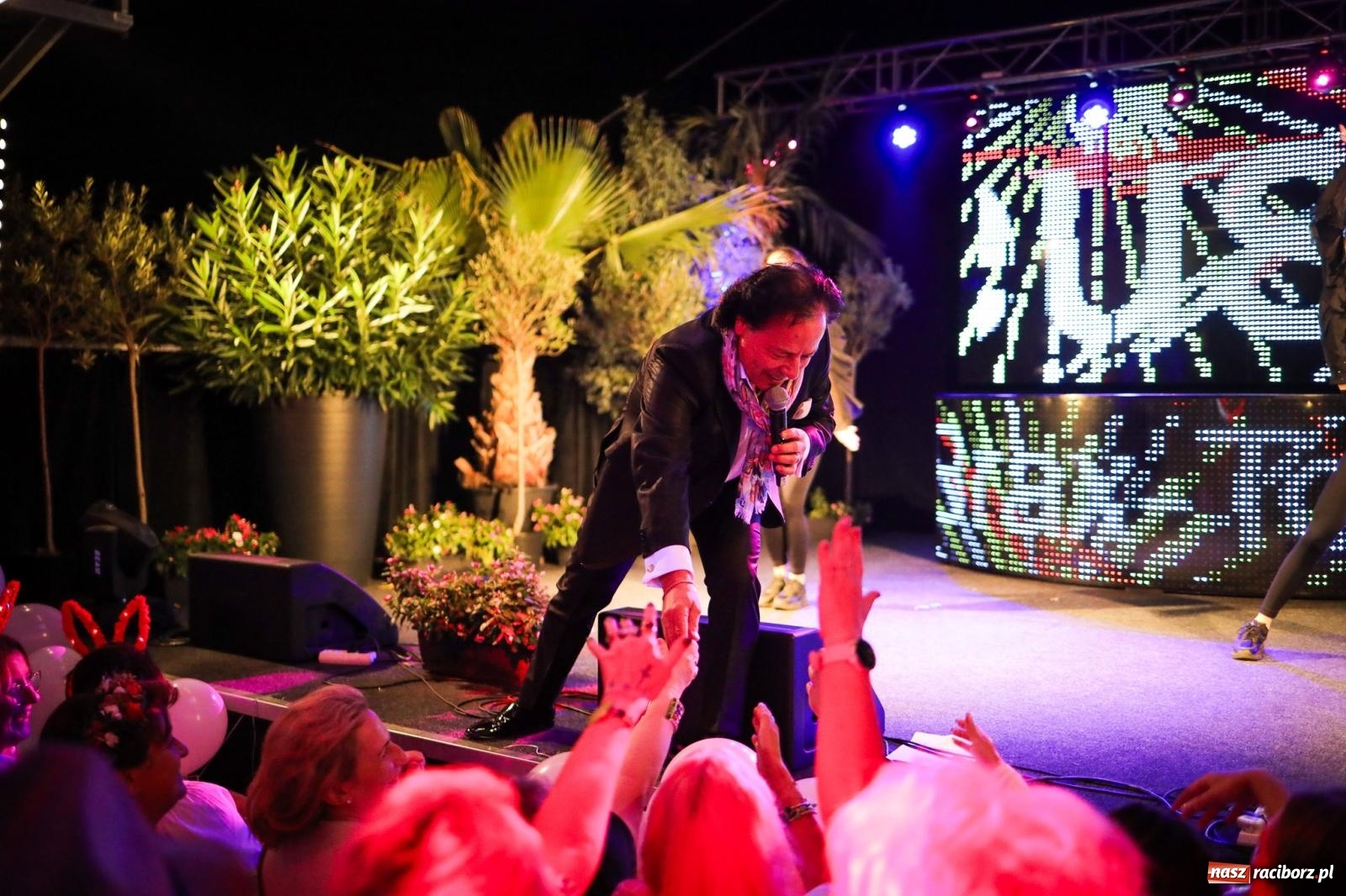 Zdjęcie w galerii na portalu naszraciborz.pl: Szymocice świętowały 25 lat Oktoberfestu. Na scenie Toby i Francesco Napoli [FOTO] wiadomości z regionu