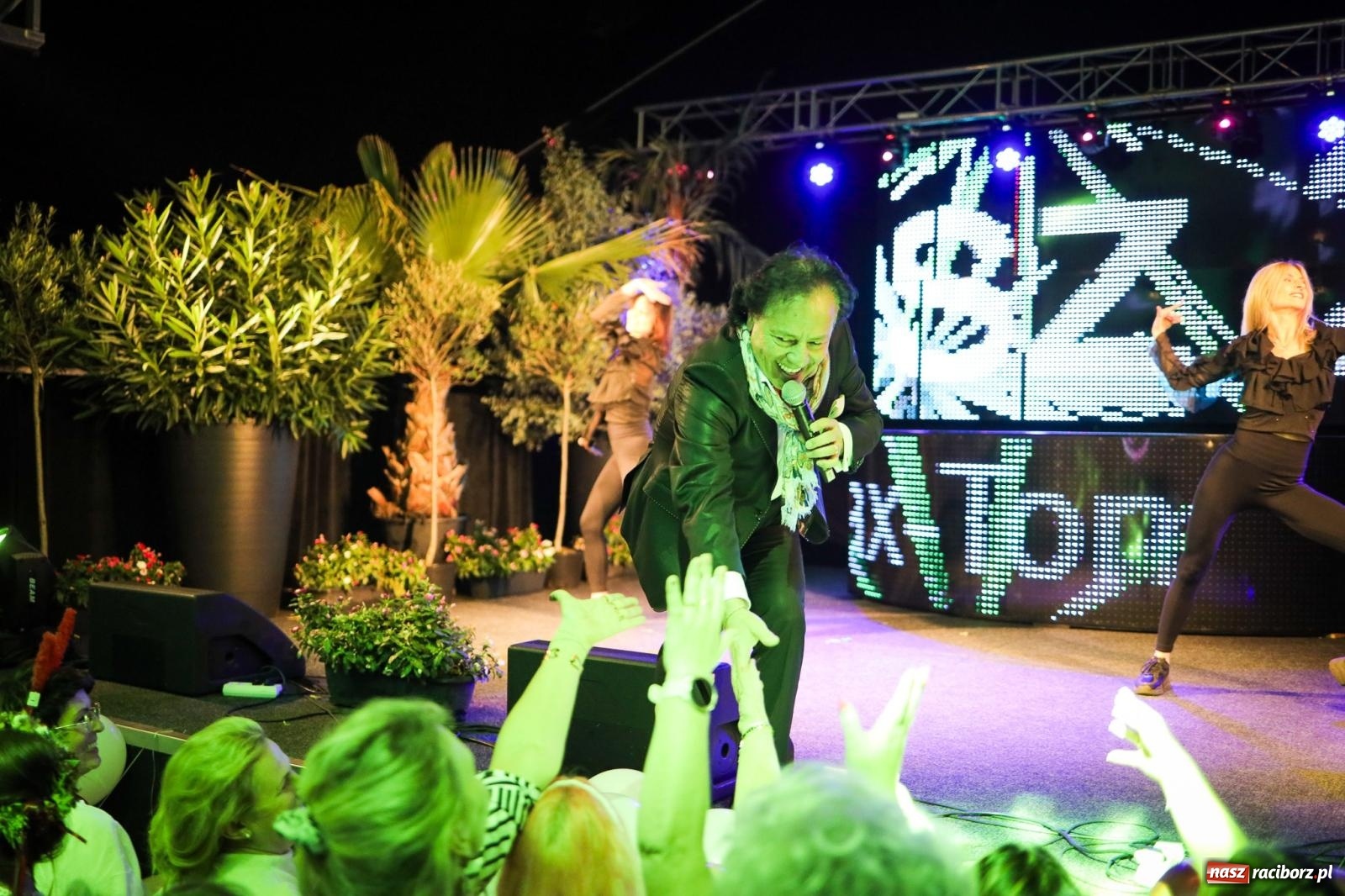 Zdjęcie w galerii na portalu naszraciborz.pl: Szymocice świętowały 25 lat Oktoberfestu. Na scenie Toby i Francesco Napoli [FOTO] wiadomości z regionu