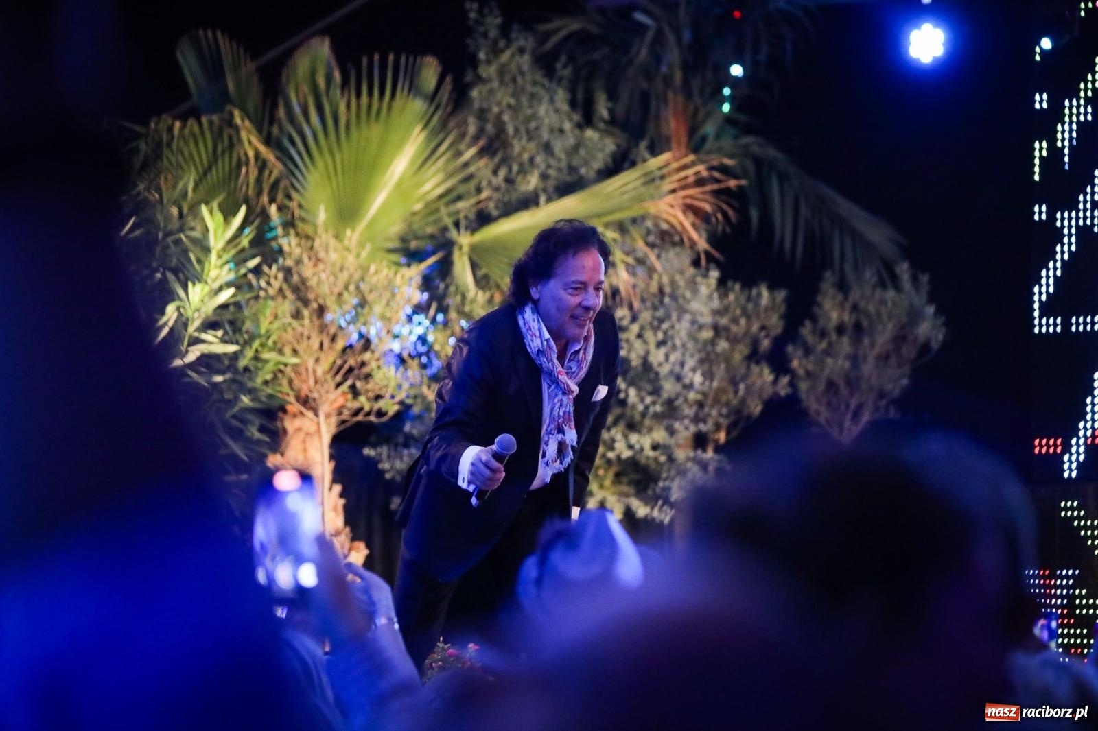 Zdjęcie w galerii na portalu naszraciborz.pl: Szymocice świętowały 25 lat Oktoberfestu. Na scenie Toby i Francesco Napoli [FOTO] wiadomości z regionu