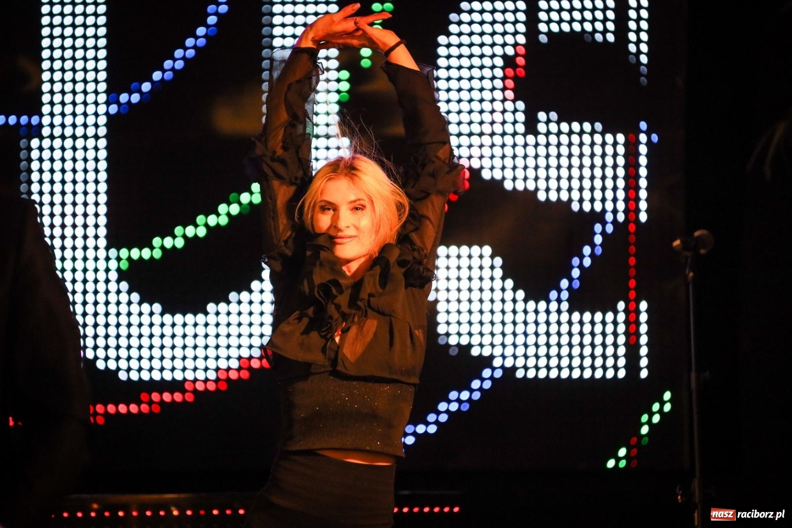 Zdjęcie w galerii na portalu naszraciborz.pl: Szymocice świętowały 25 lat Oktoberfestu. Na scenie Toby i Francesco Napoli [FOTO] wiadomości z regionu