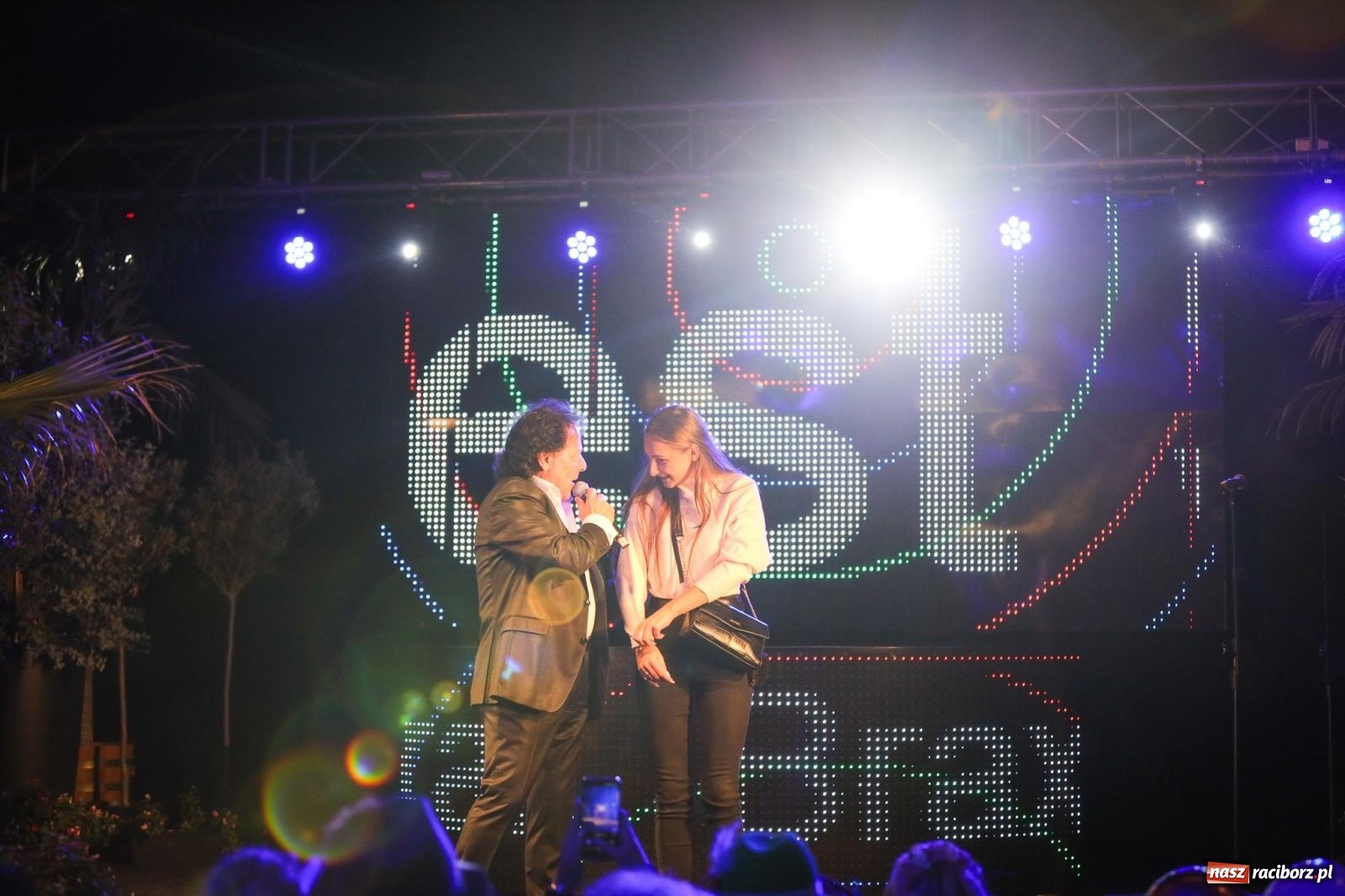 Zdjęcie w galerii na portalu naszraciborz.pl: Szymocice świętowały 25 lat Oktoberfestu. Na scenie Toby i Francesco Napoli [FOTO] wiadomości z regionu