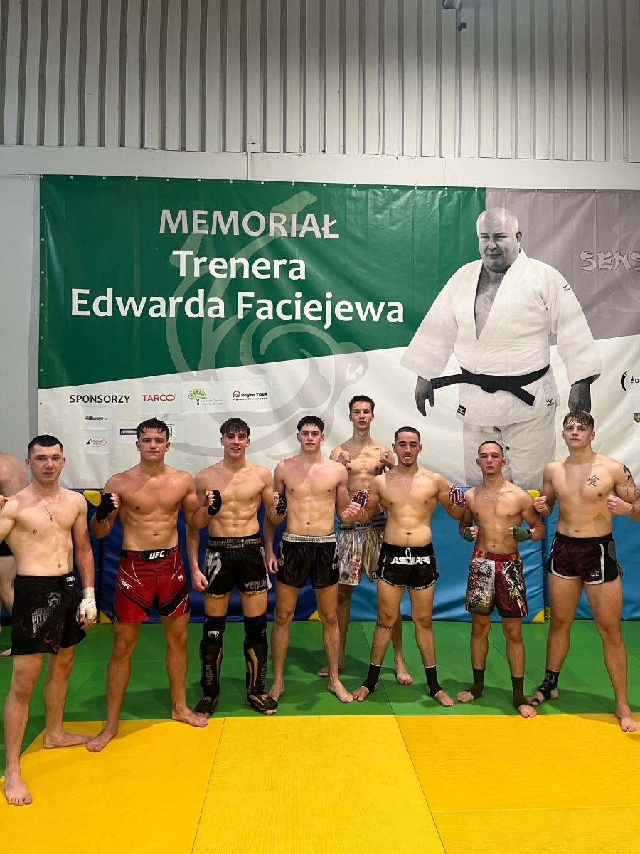 Zdjęcie w galerii na portalu naszraciborz.pl: Bartula Fight Club błyszczał na Spar Wars 3 w Opolu wiadomości z regionu