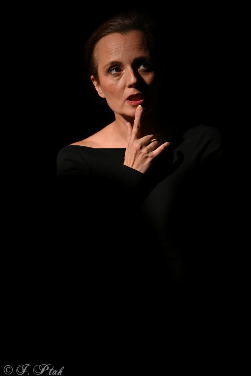 Zdjęcie w galerii na portalu naszraciborz.pl: Kolektyw Artystyczny z Raciborza na deskach Strzechy [FOTO] wiadomości z regionu