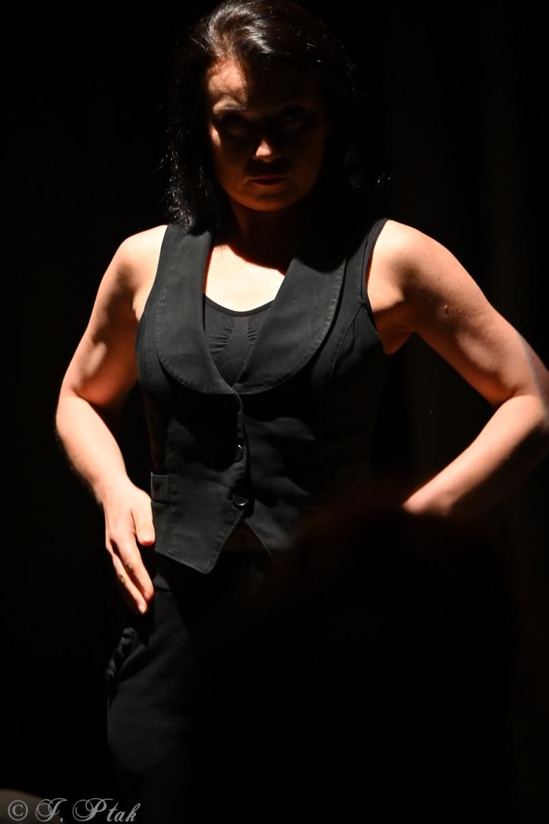 Zdjęcie w galerii na portalu naszraciborz.pl: Kolektyw Artystyczny z Raciborza na deskach Strzechy [FOTO] wiadomości z regionu