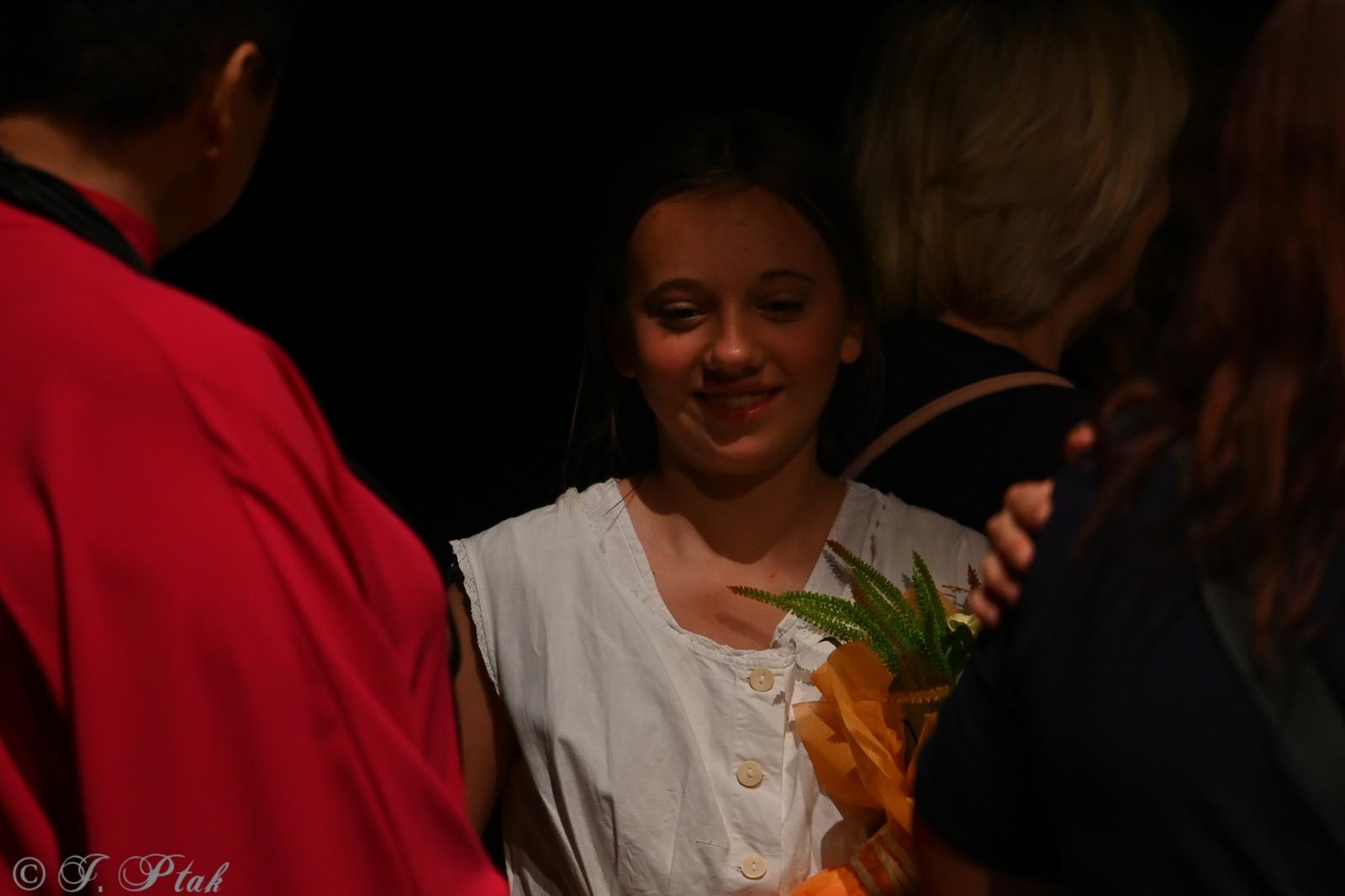 Zdjęcie w galerii na portalu naszraciborz.pl: Kolektyw Artystyczny z Raciborza na deskach Strzechy [FOTO] wiadomości z regionu