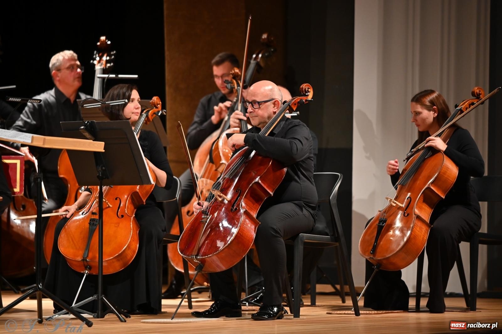 Zdjęcie w galerii na portalu naszraciborz.pl: Finał 20. Międzynarodowego Festiwalu im. Gorczyckiego w Raciborzu wiadomości z regionu