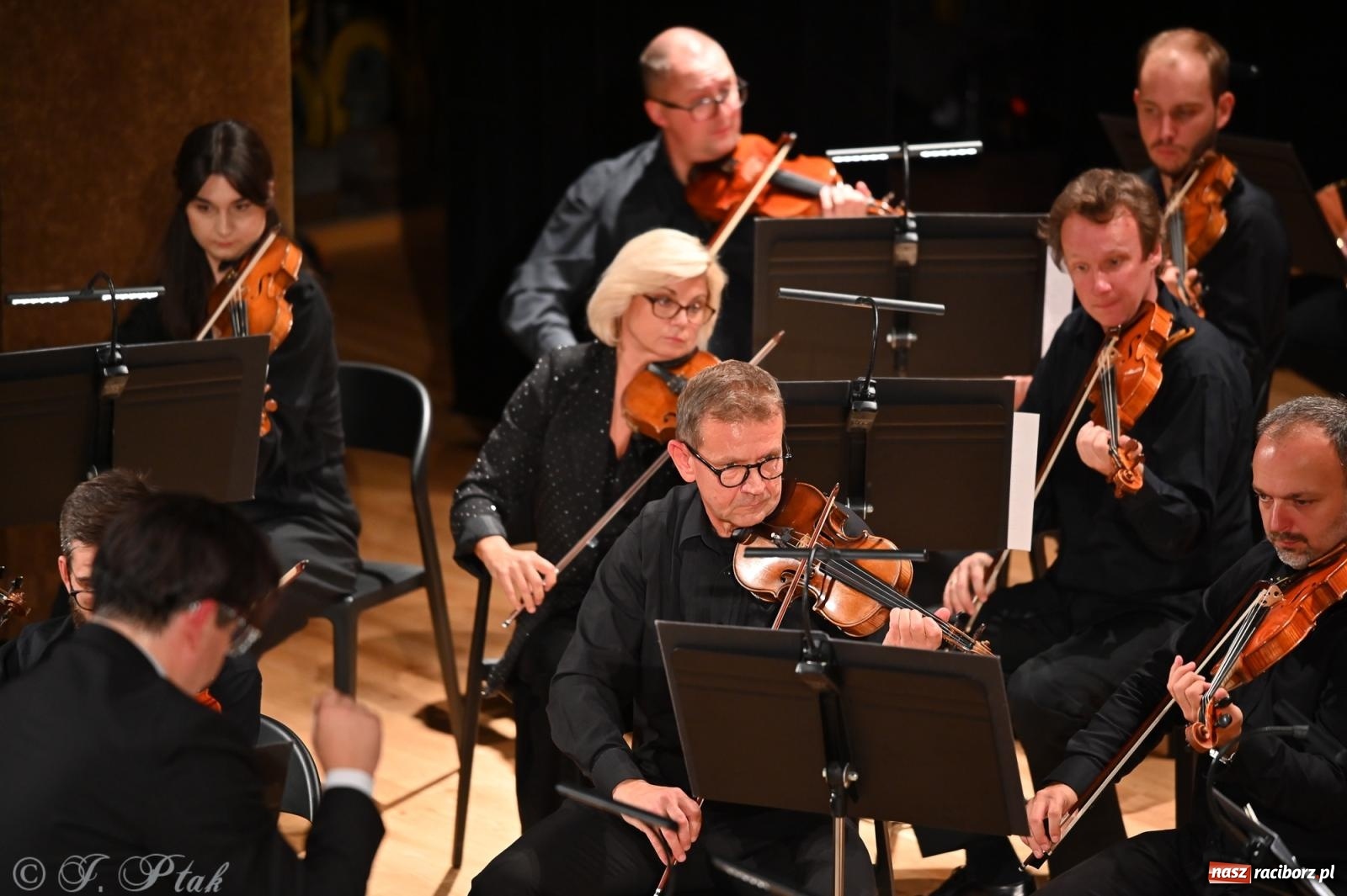 Zdjęcie w galerii na portalu naszraciborz.pl: Finał 20. Międzynarodowego Festiwalu im. Gorczyckiego w Raciborzu wiadomości z regionu