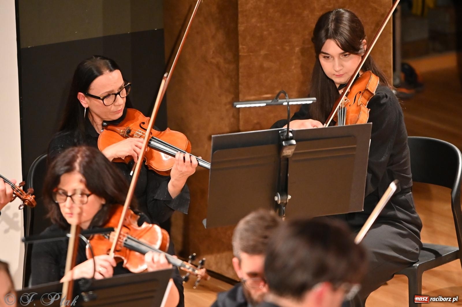 Zdjęcie w galerii na portalu naszraciborz.pl: Finał 20. Międzynarodowego Festiwalu im. Gorczyckiego w Raciborzu wiadomości z regionu