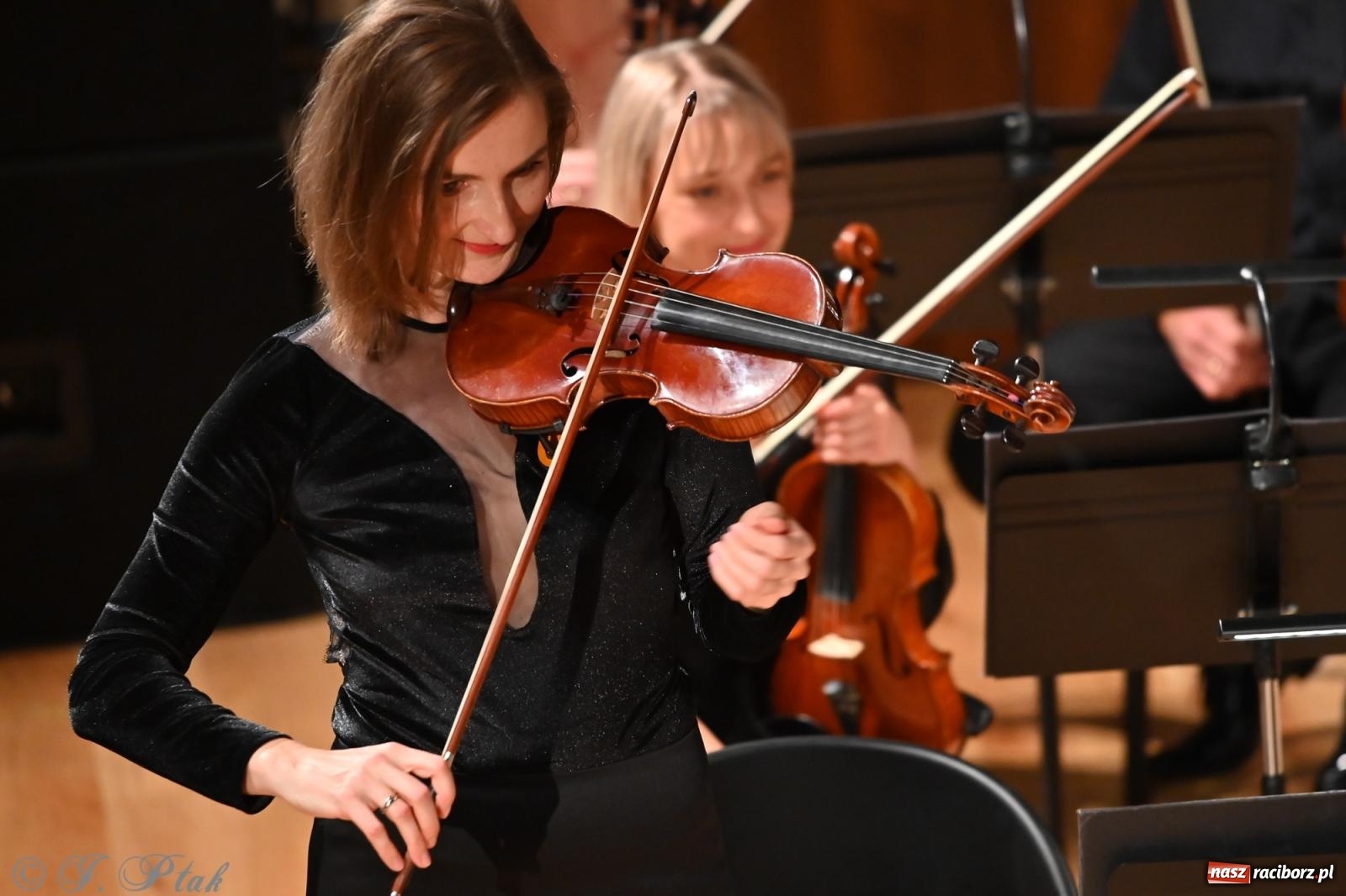Zdjęcie w galerii na portalu naszraciborz.pl: Finał 20. Międzynarodowego Festiwalu im. Gorczyckiego w Raciborzu wiadomości z regionu