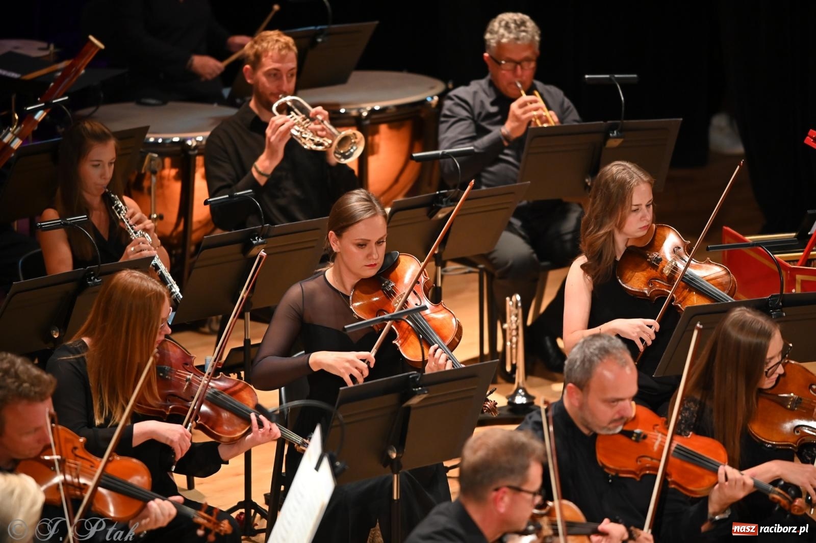 Zdjęcie w galerii na portalu naszraciborz.pl: Finał 20. Międzynarodowego Festiwalu im. Gorczyckiego w Raciborzu wiadomości z regionu