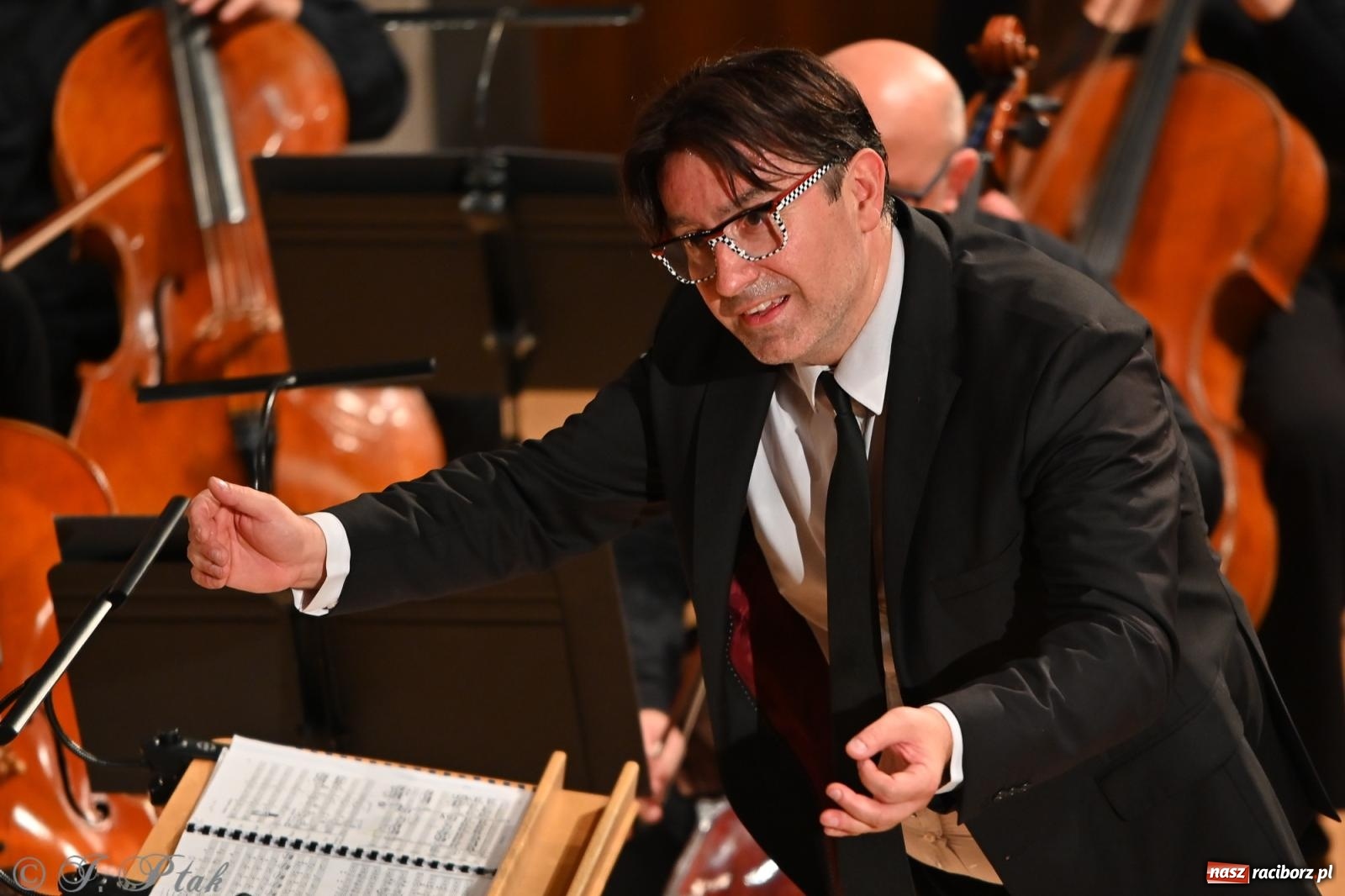 Zdjęcie w galerii na portalu naszraciborz.pl: Finał 20. Międzynarodowego Festiwalu im. Gorczyckiego w Raciborzu wiadomości z regionu